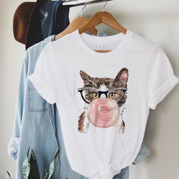 Tops - Cat T-shirt, cat lovers, Gift for cat lovers, Shirts with Cat